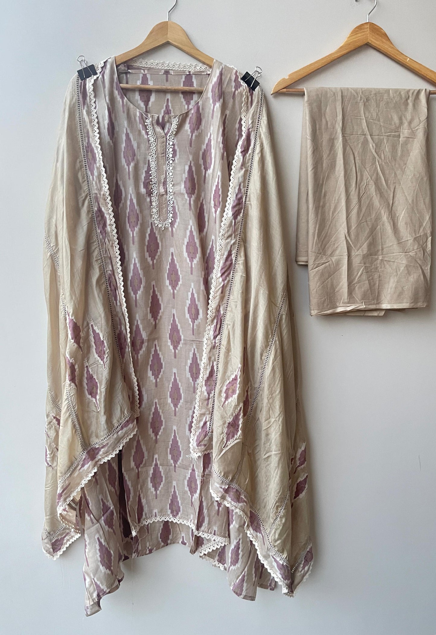 Mul Chanderi Unstitched Ladies Suit RC18865 – view 8