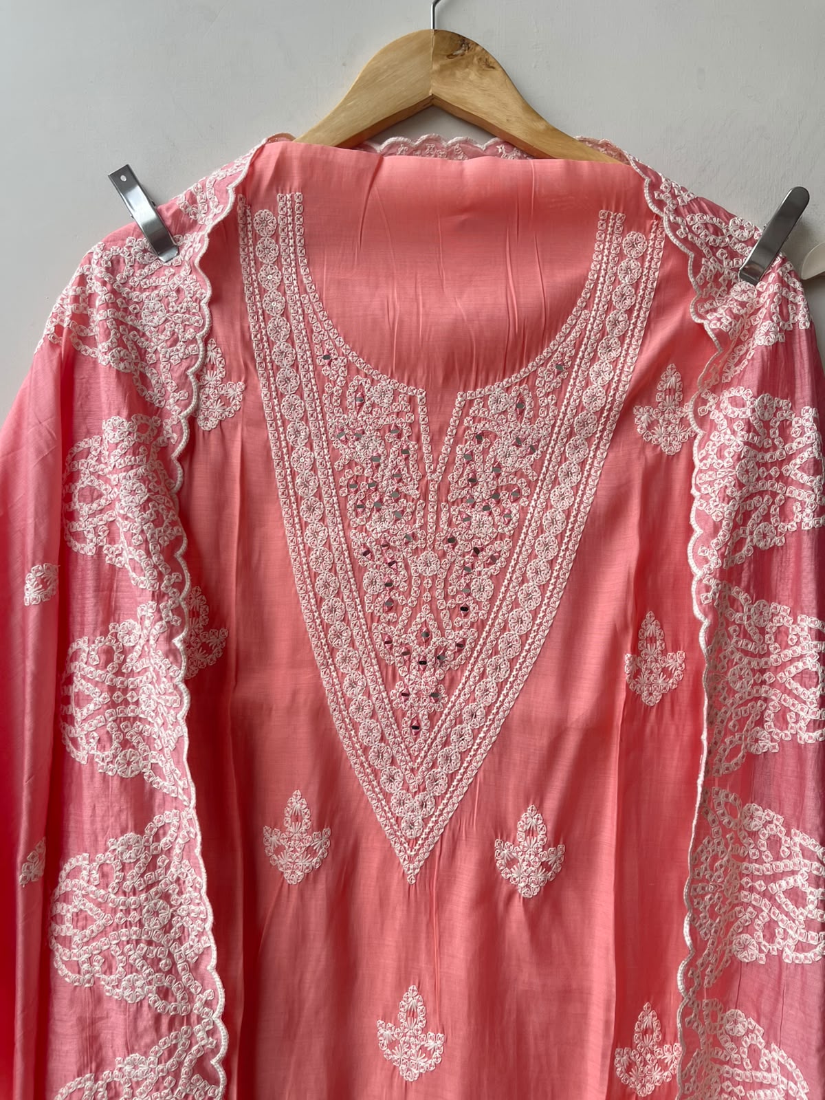 Mul chanderi unstitched ladies suit Rc19061