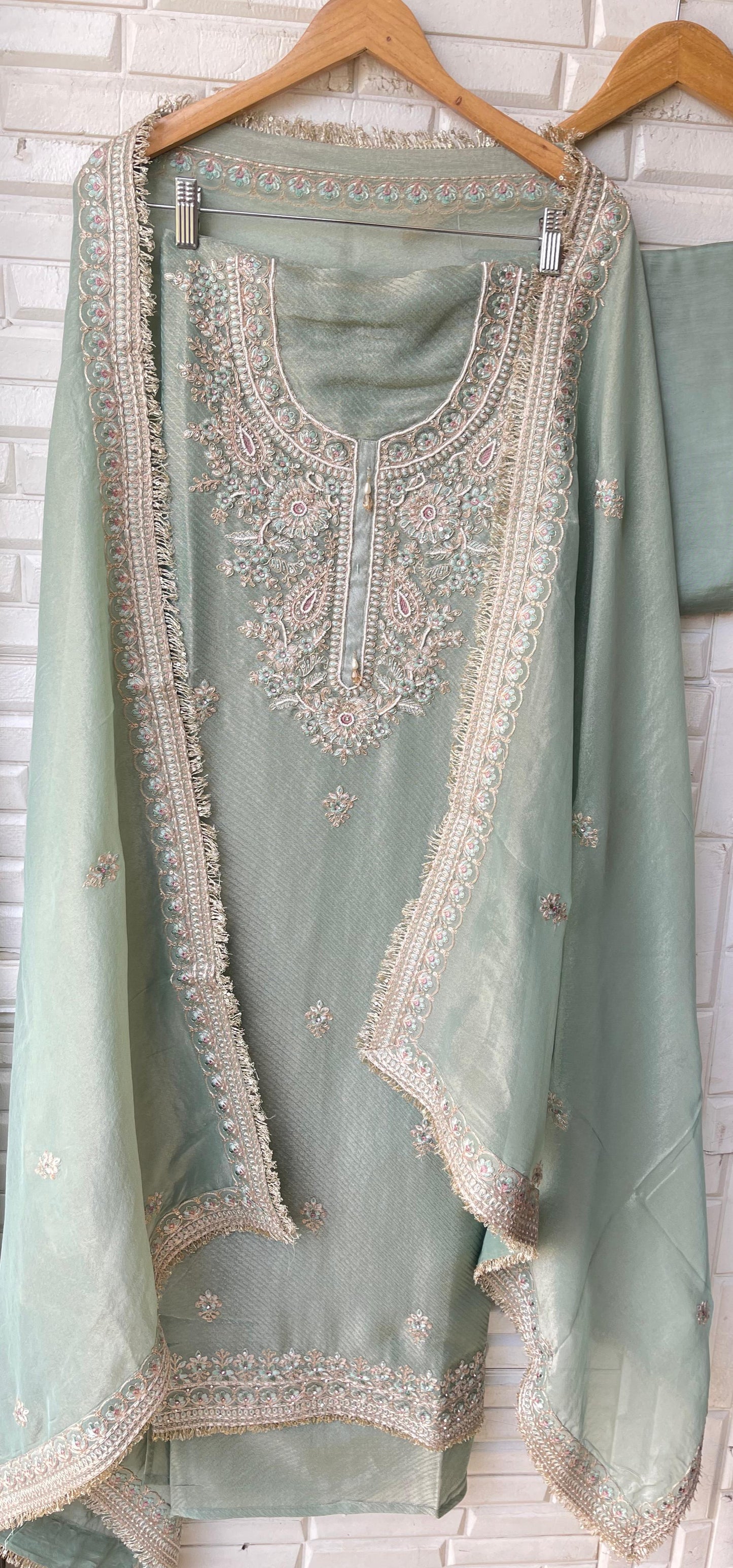 Pure banarasi shimmer silk unstitched ladies suit Rc17853 (a)