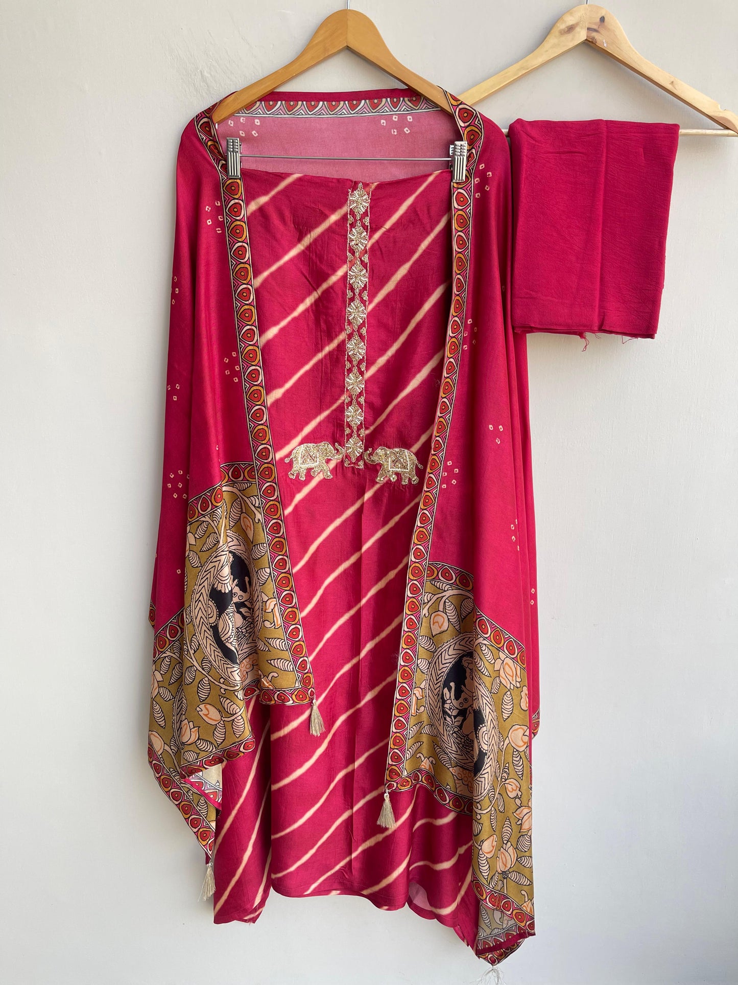 Pure silk printed unstitched ladies suit Rc18543 (a)