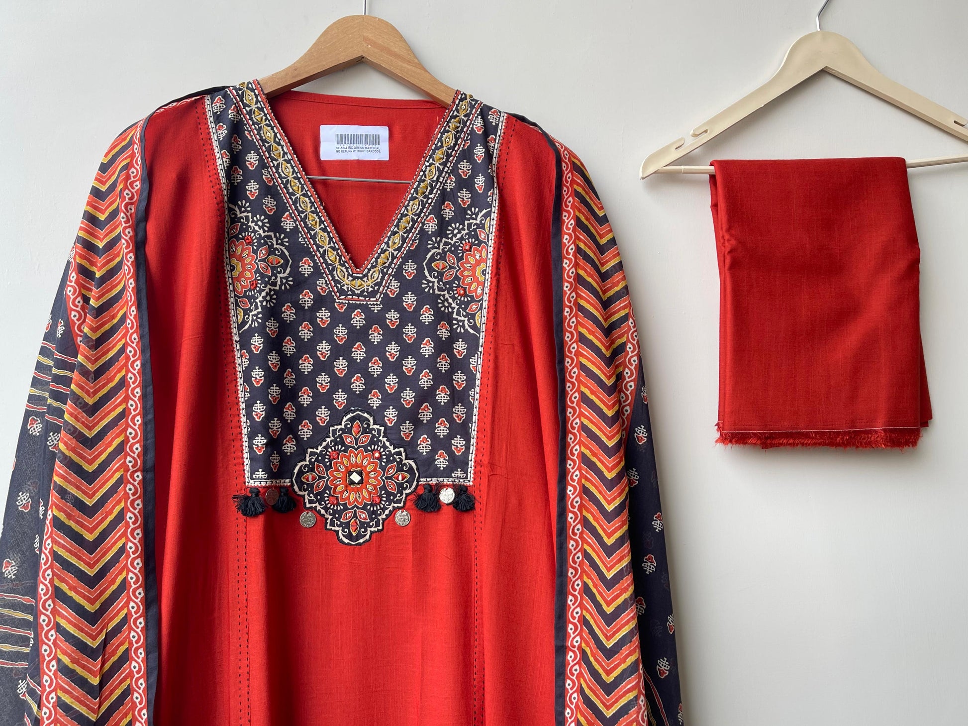 Cotton Printed Unstitched Ladies Suit RC-18637 (a)