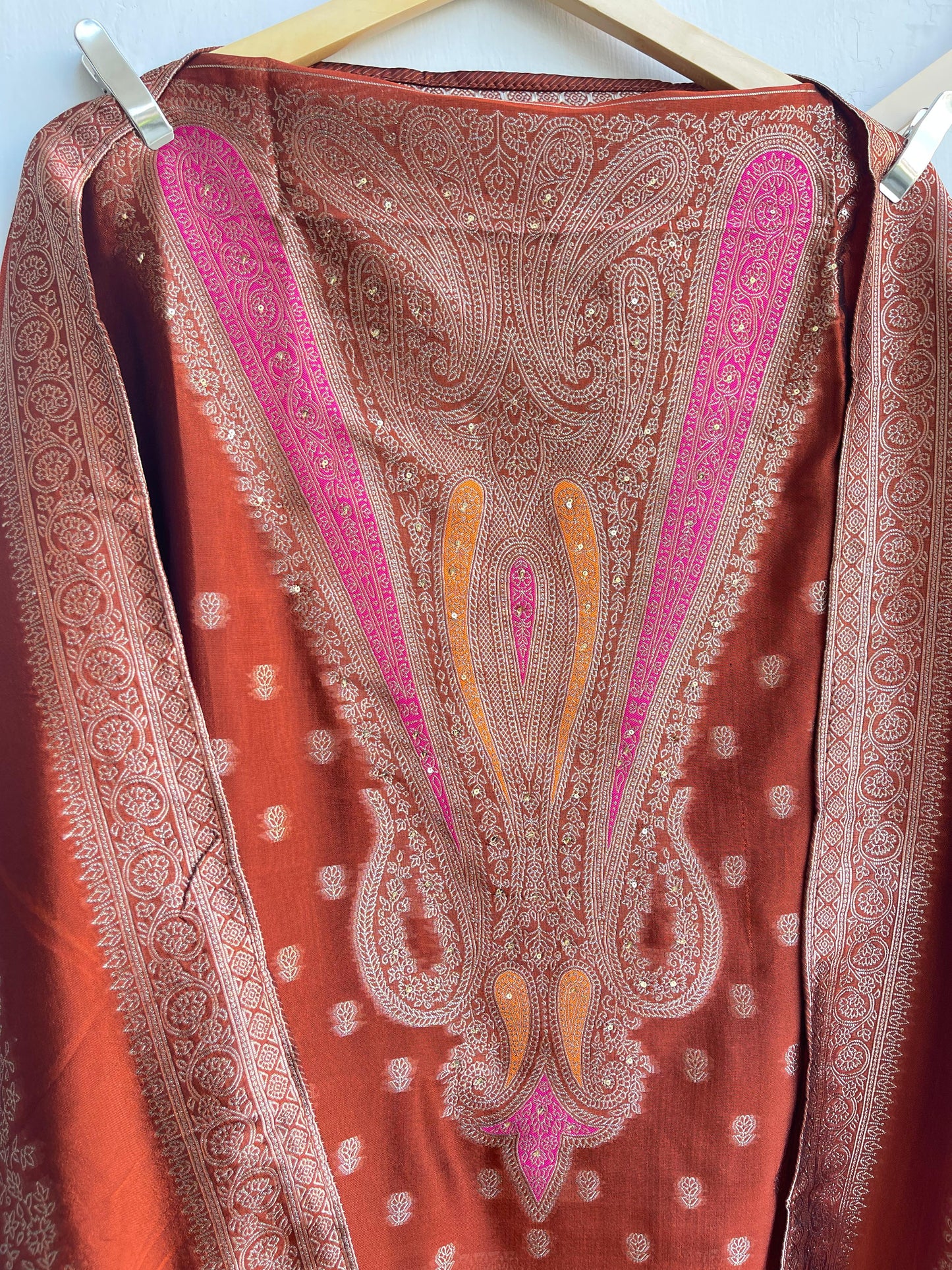 Banarasi silk fabric unstitched ladies suit Rc17878 (a)