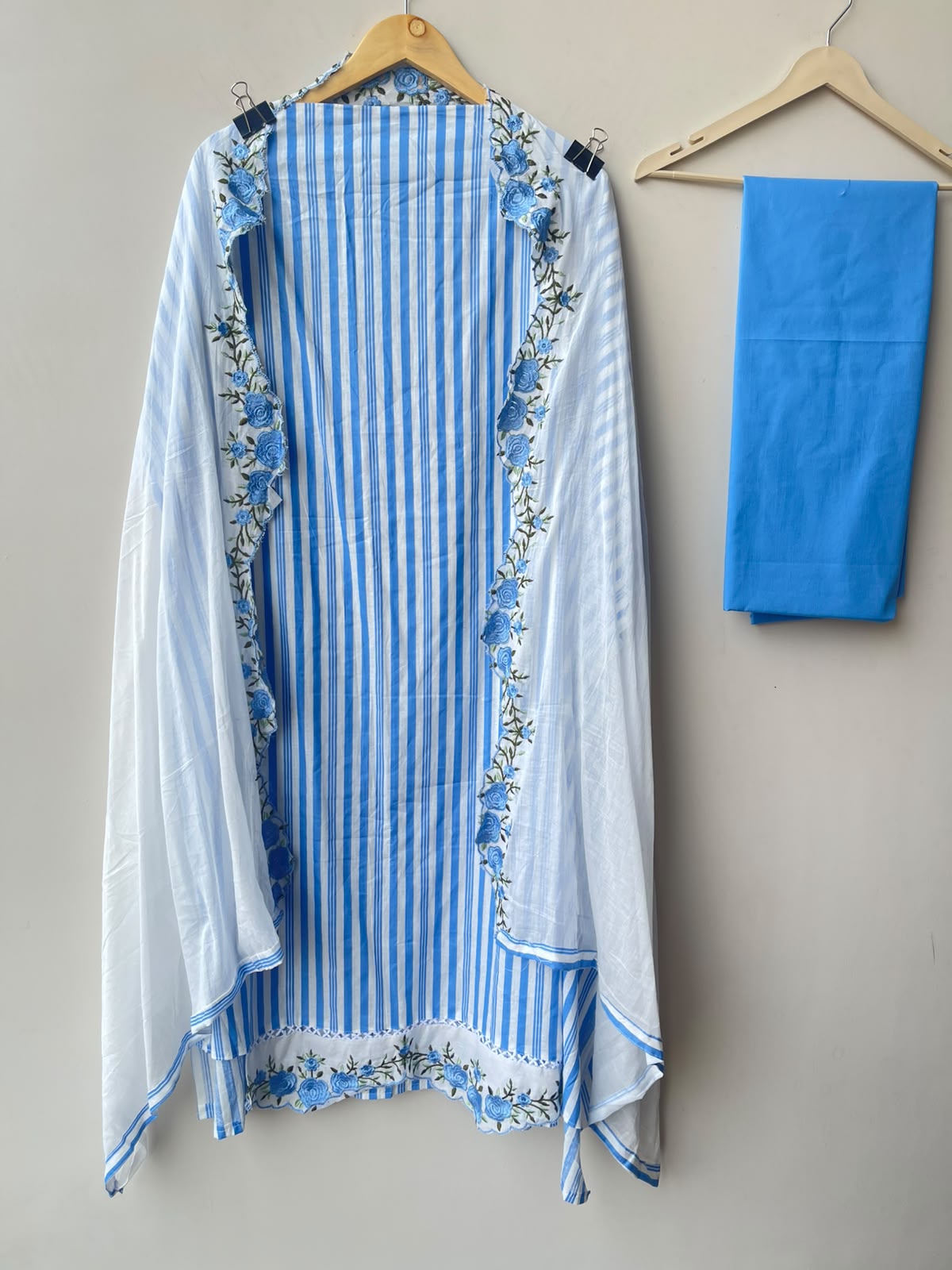 Mul cotton printed unstitched ladies suit Rc19054