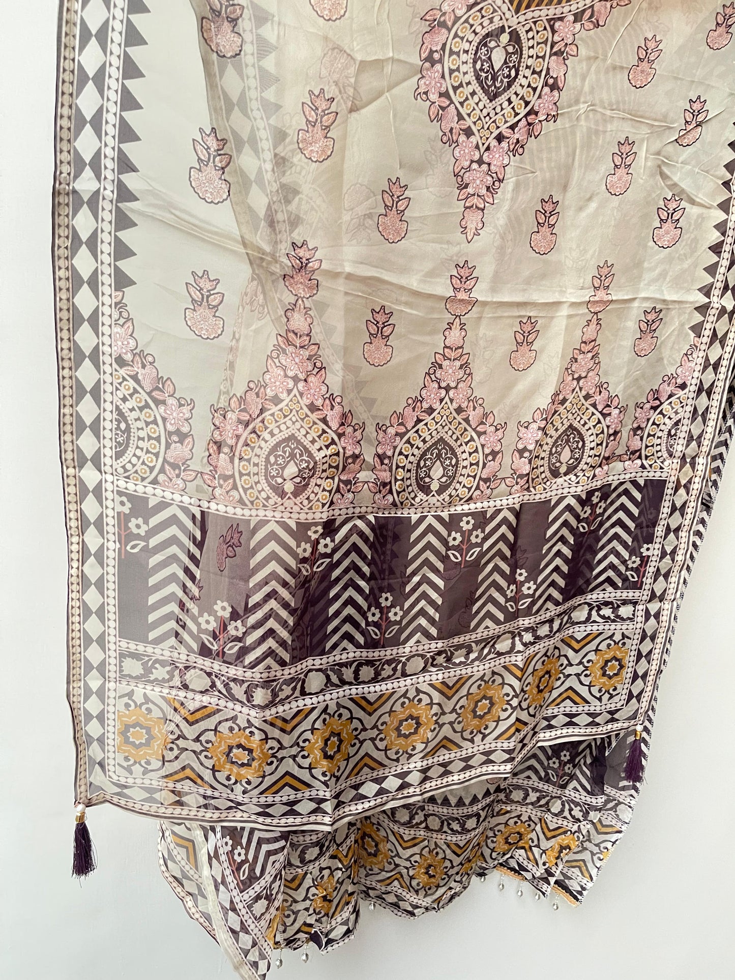 Organza printed unstitched ladies suit Rc18929