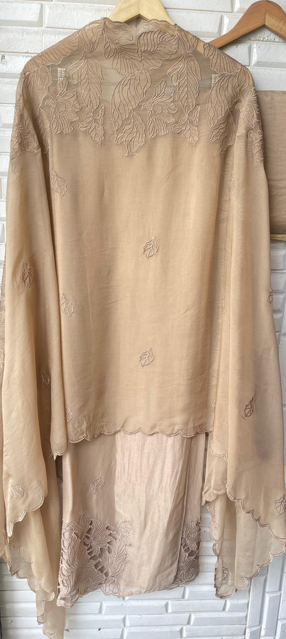 Shimmer silk unstitched ladies suit (b)