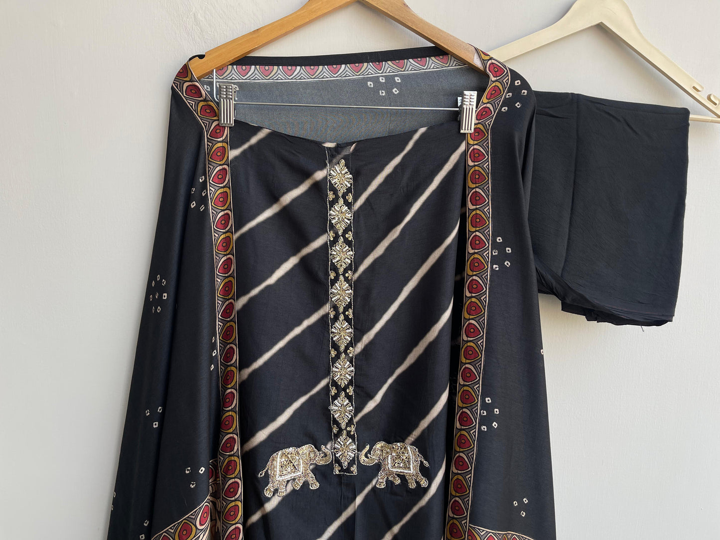 Pure silk printed unstitched ladies suit Rc18543 (c)