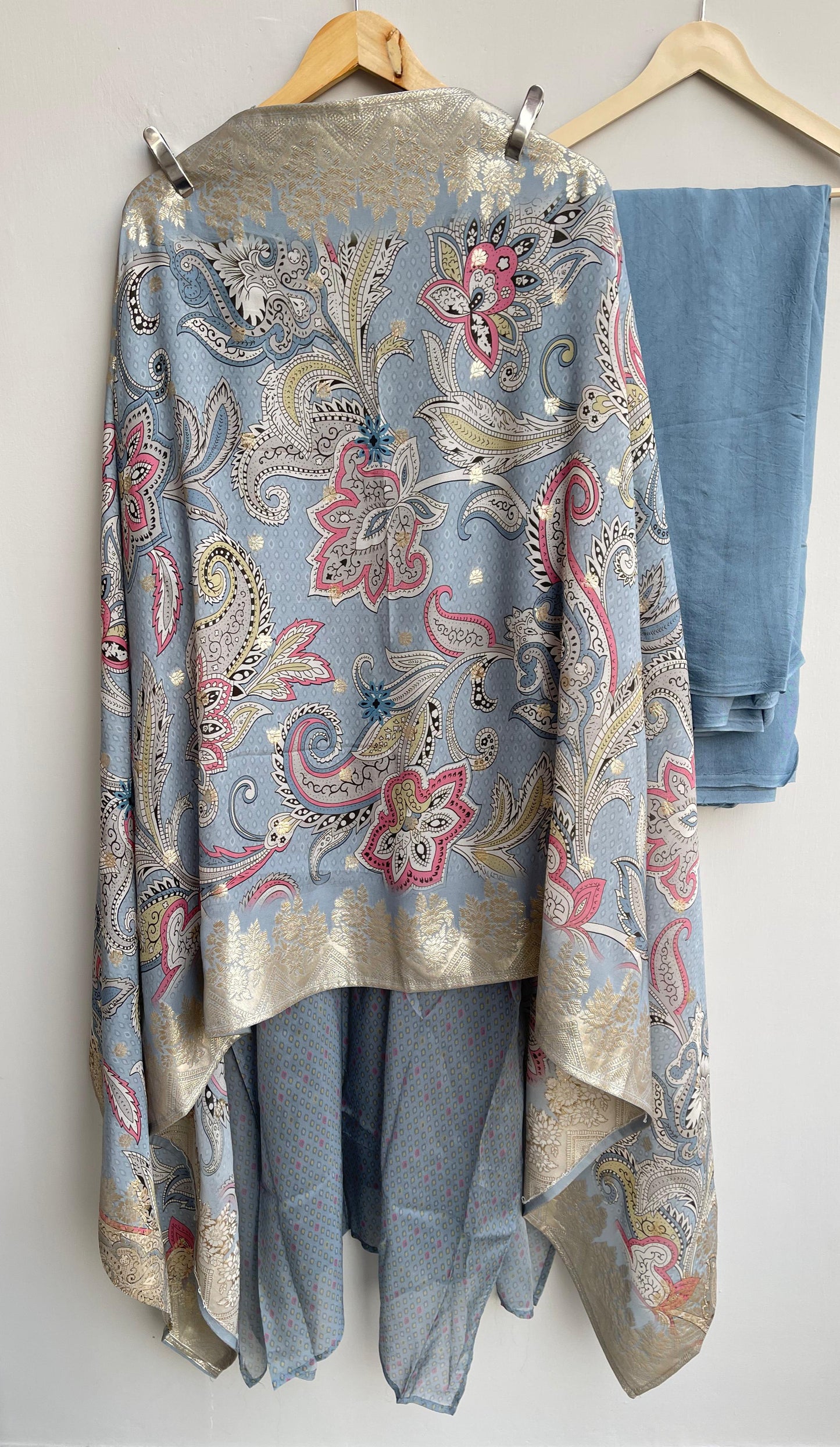 Organza unstitched ladies suit Rc17940