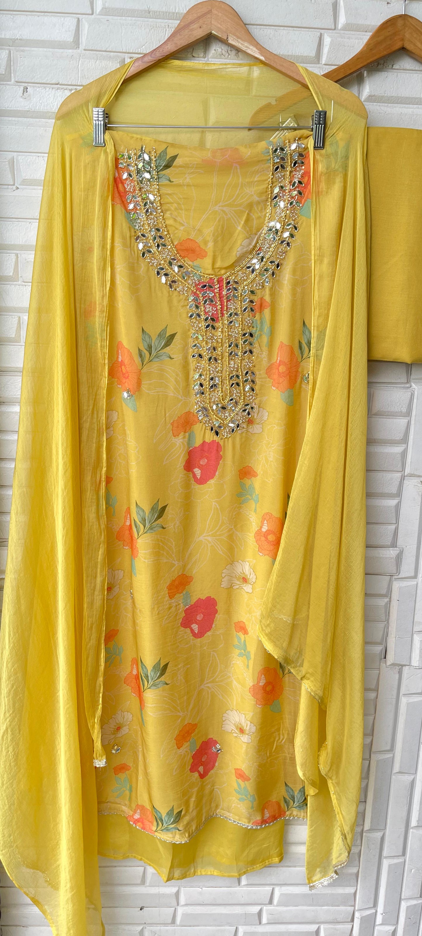 Organza unstitched ladies suit Rc17482