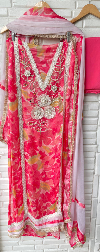 Burberry printed unstitched ladies suit Rc17603 (a)