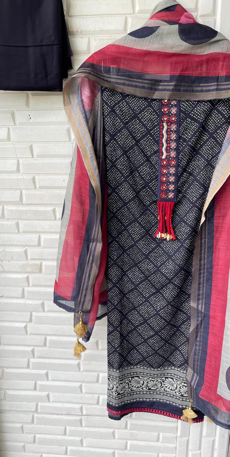 Soft Fine Cotton Unstitched Ladies Suit Rc 17190