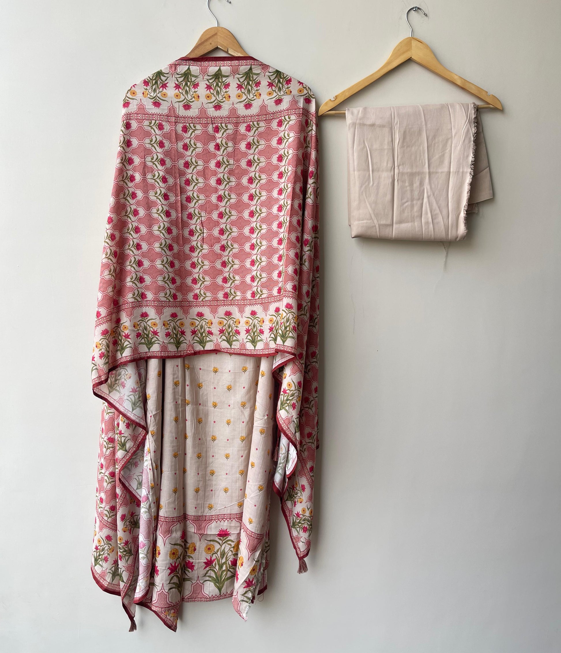 Muslin Printed Unstitched Ladies Suit RC-18755 – view 6