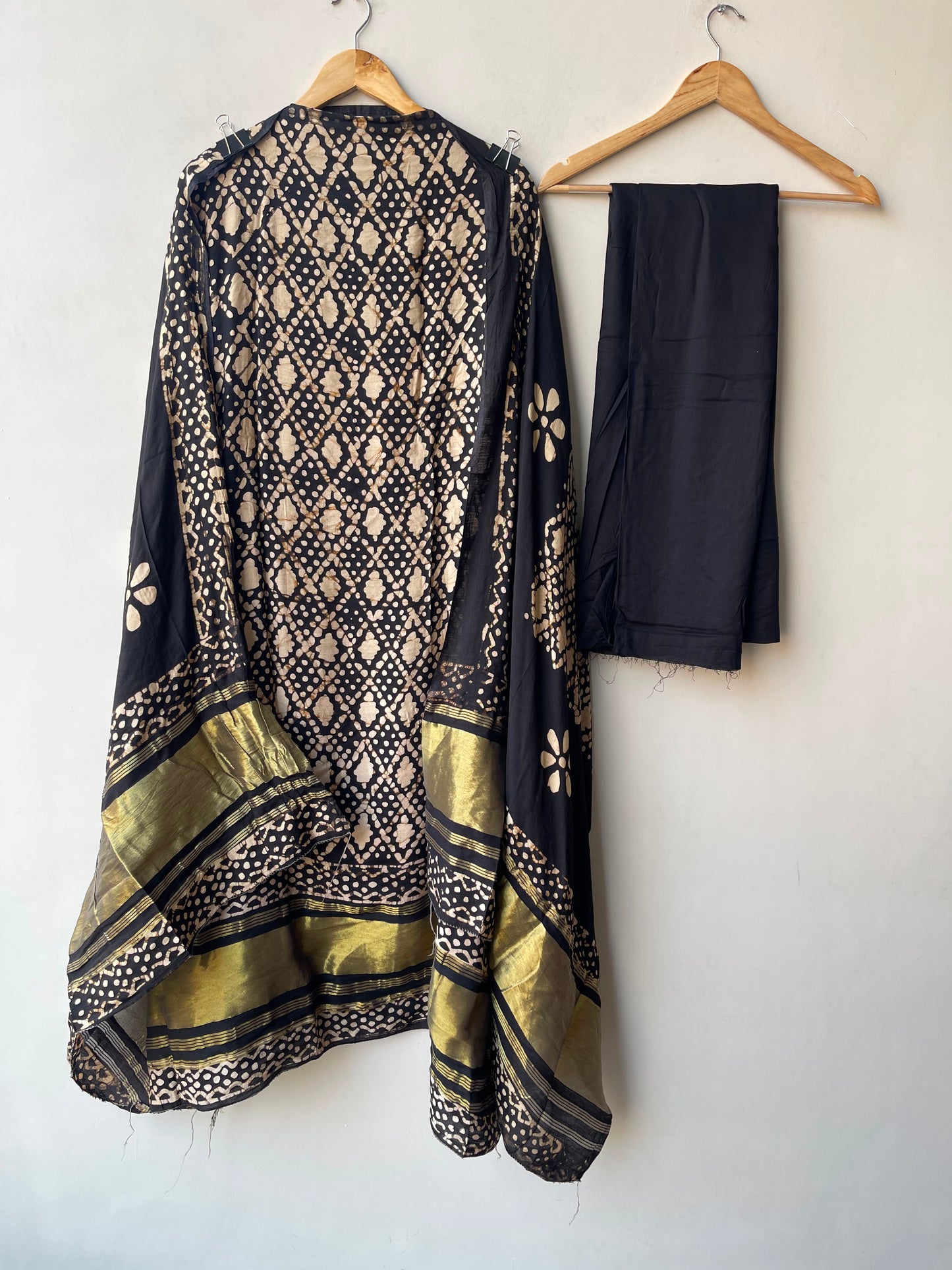 Mul cotton printed unstitched ladies suit Rc19313 (a)