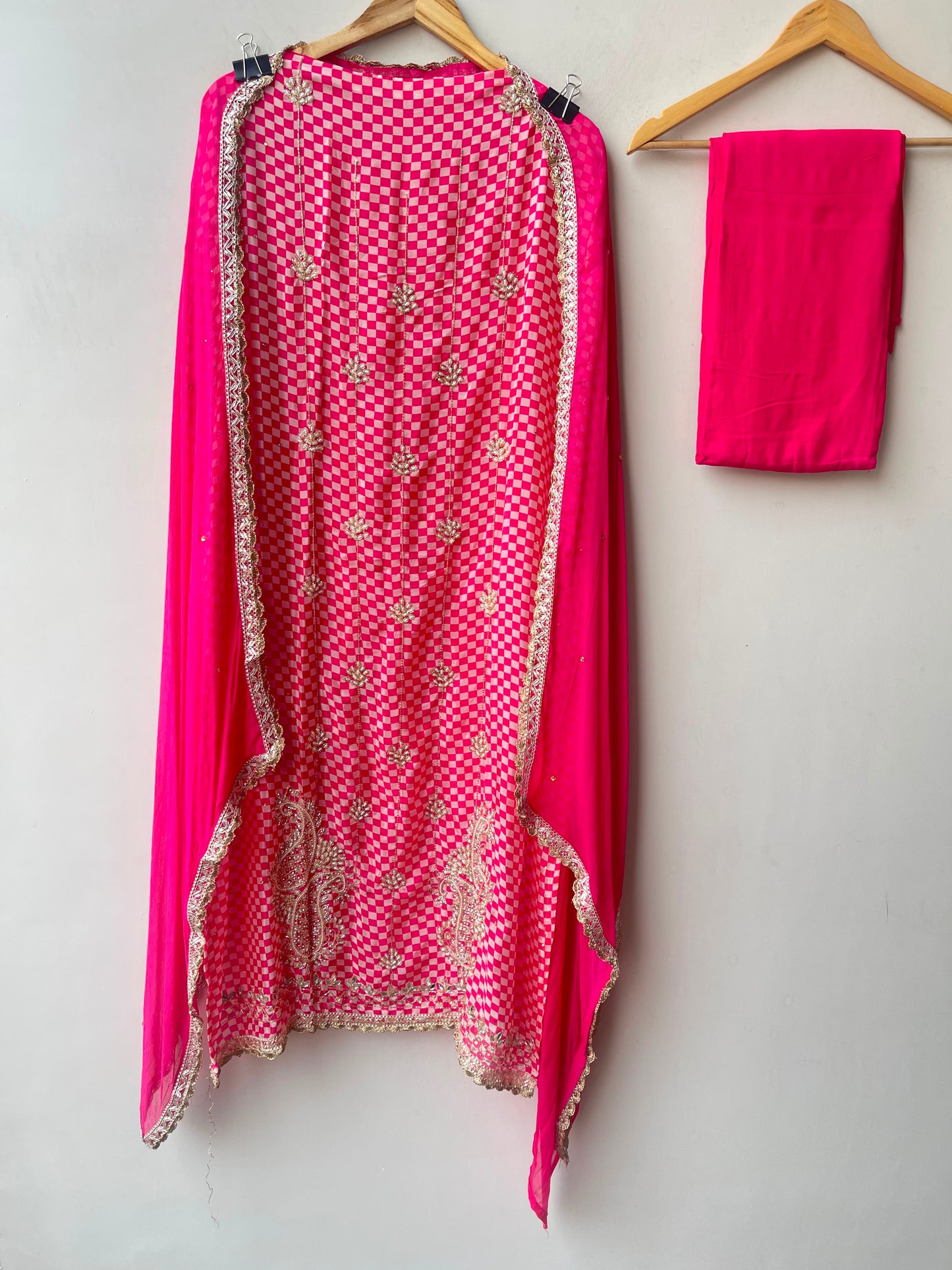 Mul chanderi printed ladies unstitched suit Rc19238