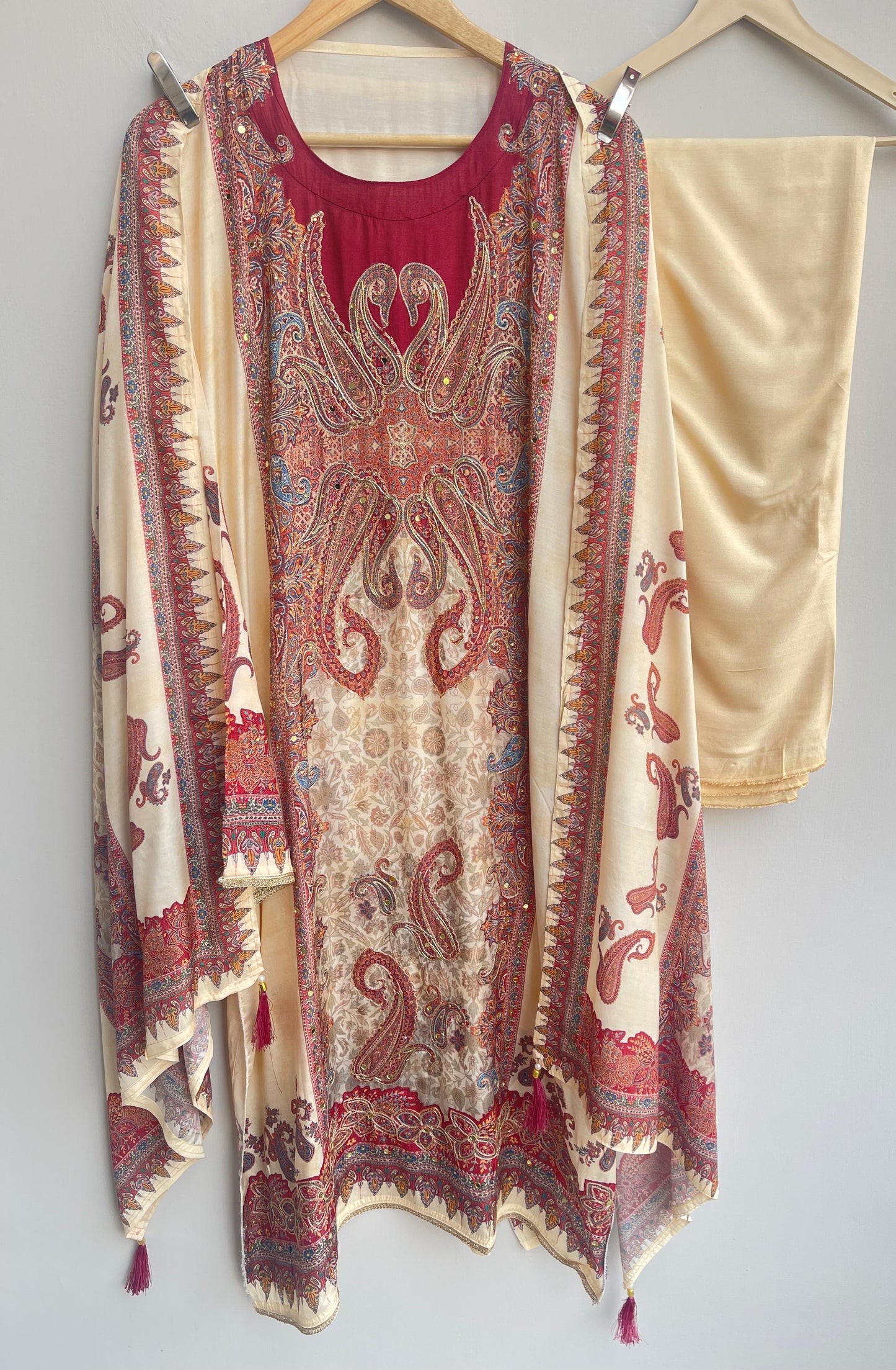 Muslin silk unstitched ladies suit Rc17944