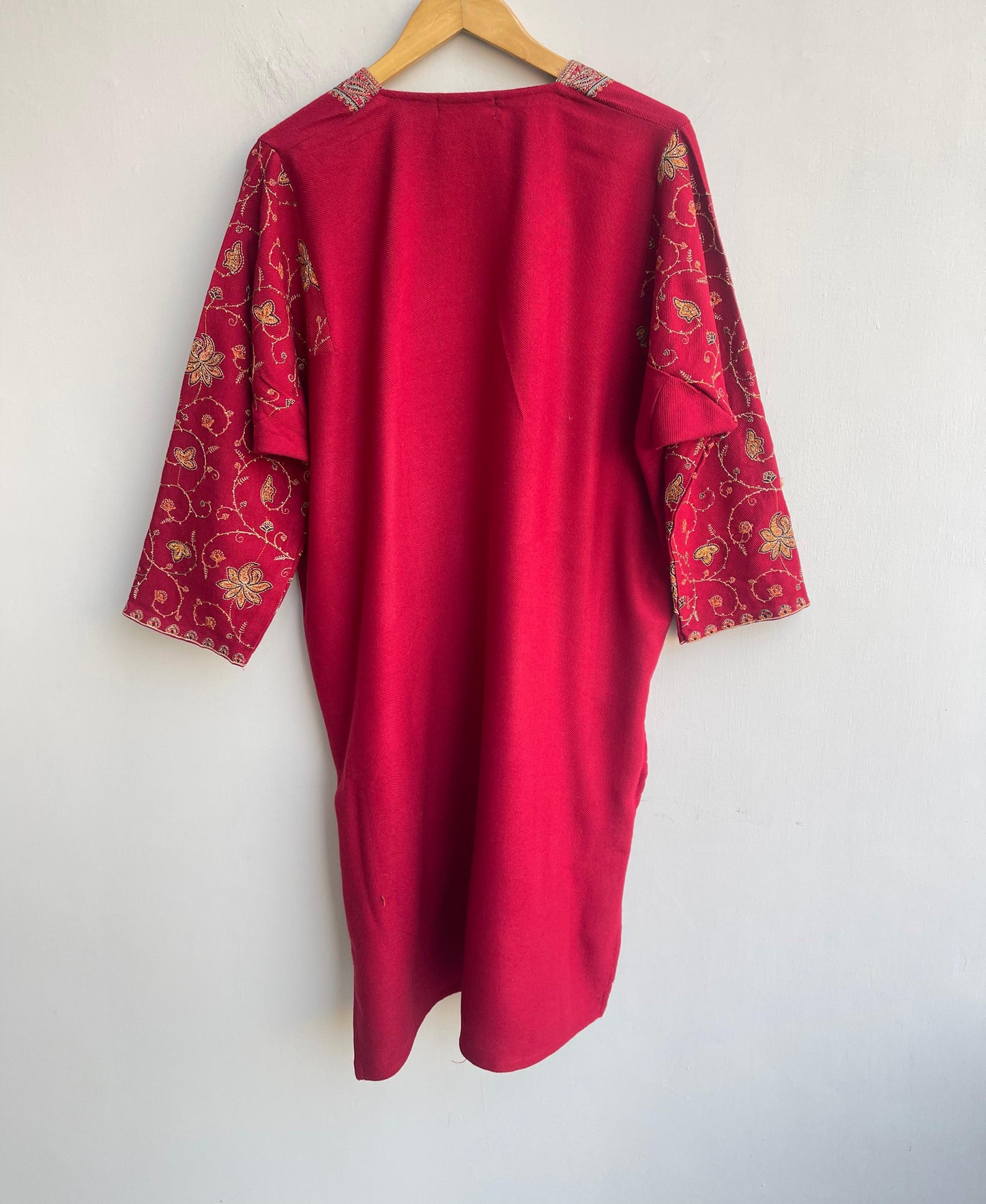 Kashmiri pheron readymade ladies kurta Rc18159