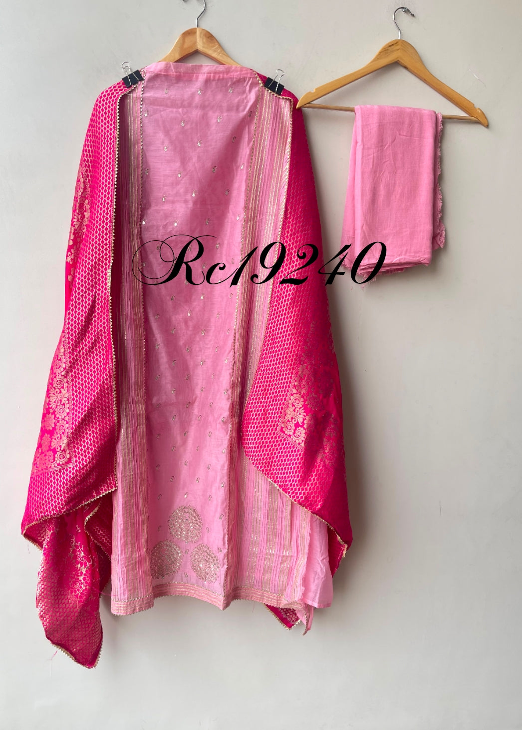 Shimmer chanderi unstitched ladies suit Rc19240