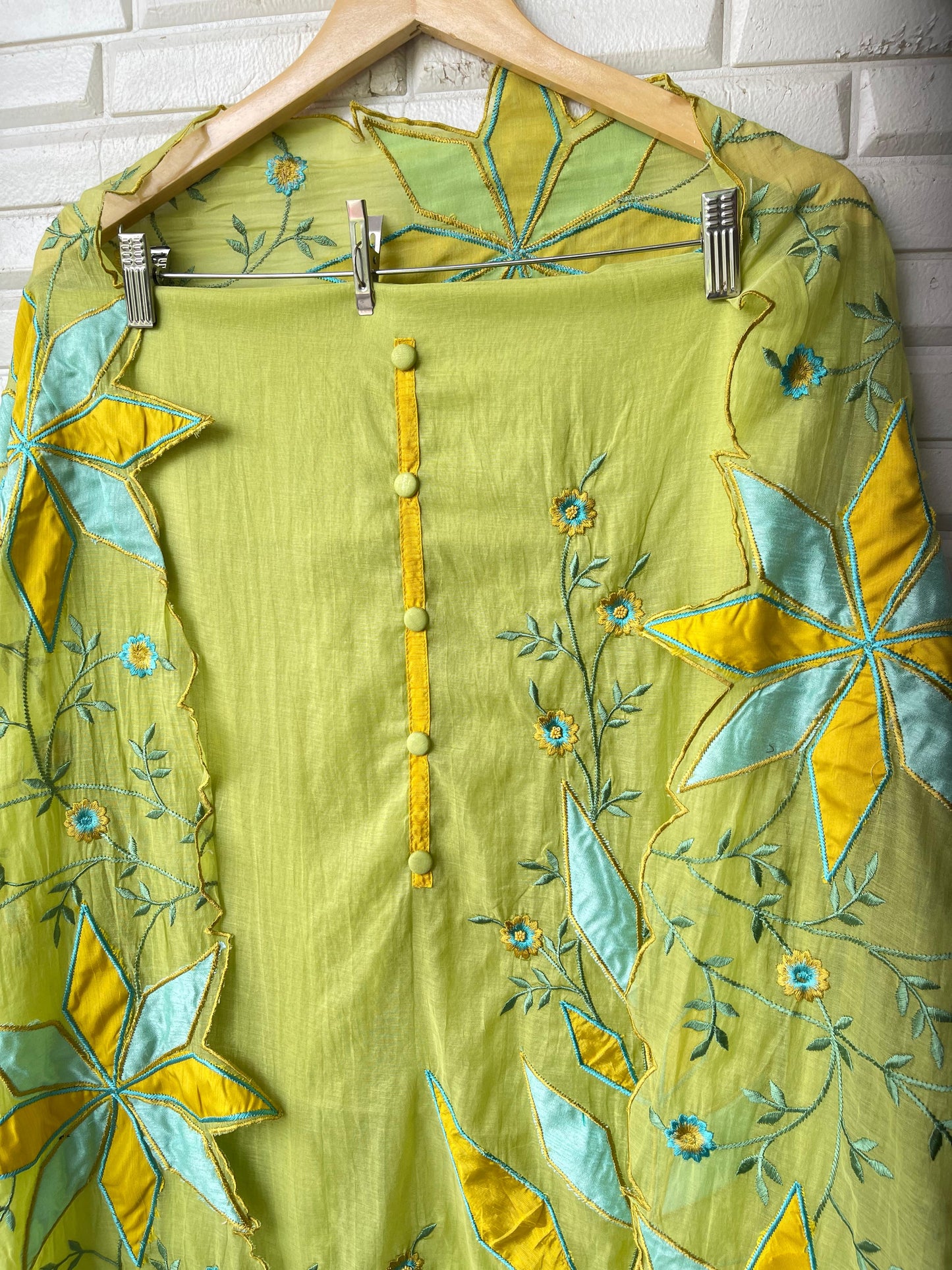 Mul chanderi unstitched ladies suit Rc17377 (b)