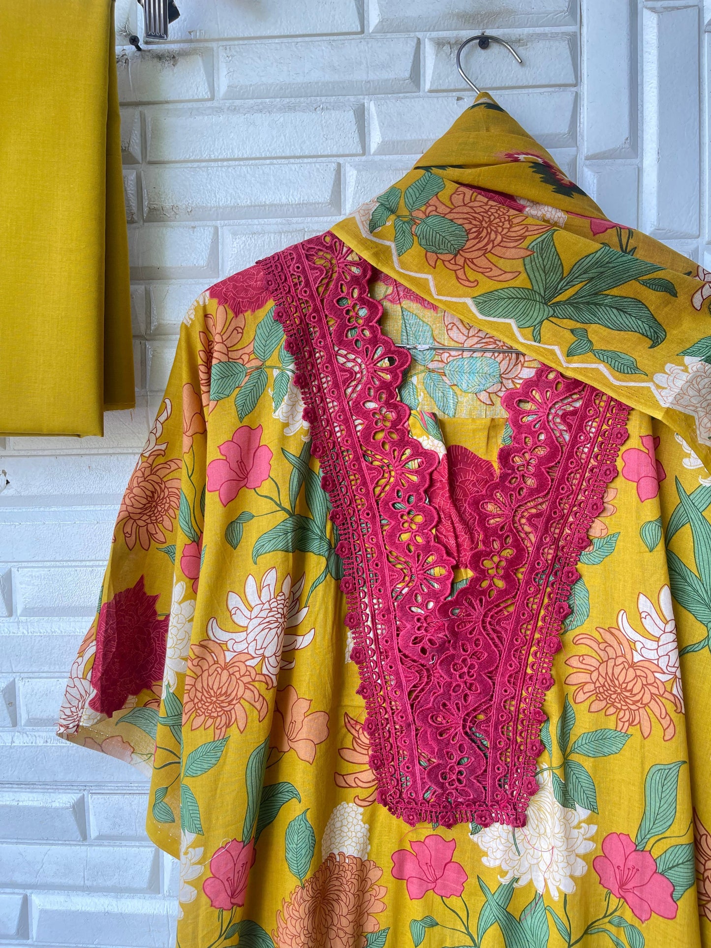 Cotton unstitched ladies suit Rc17074