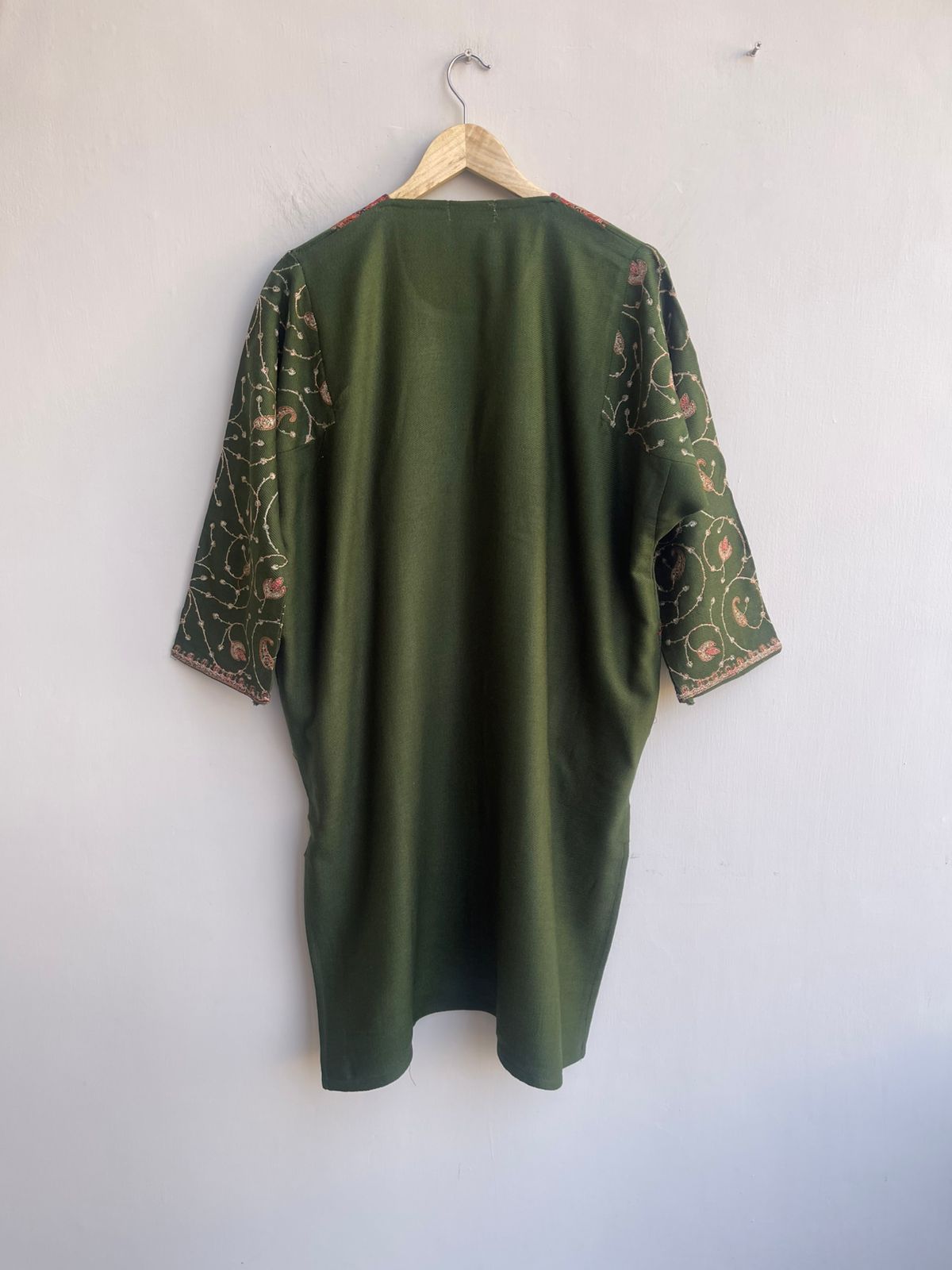 Kashmiri pheron readymade ladies kurta Rc18201