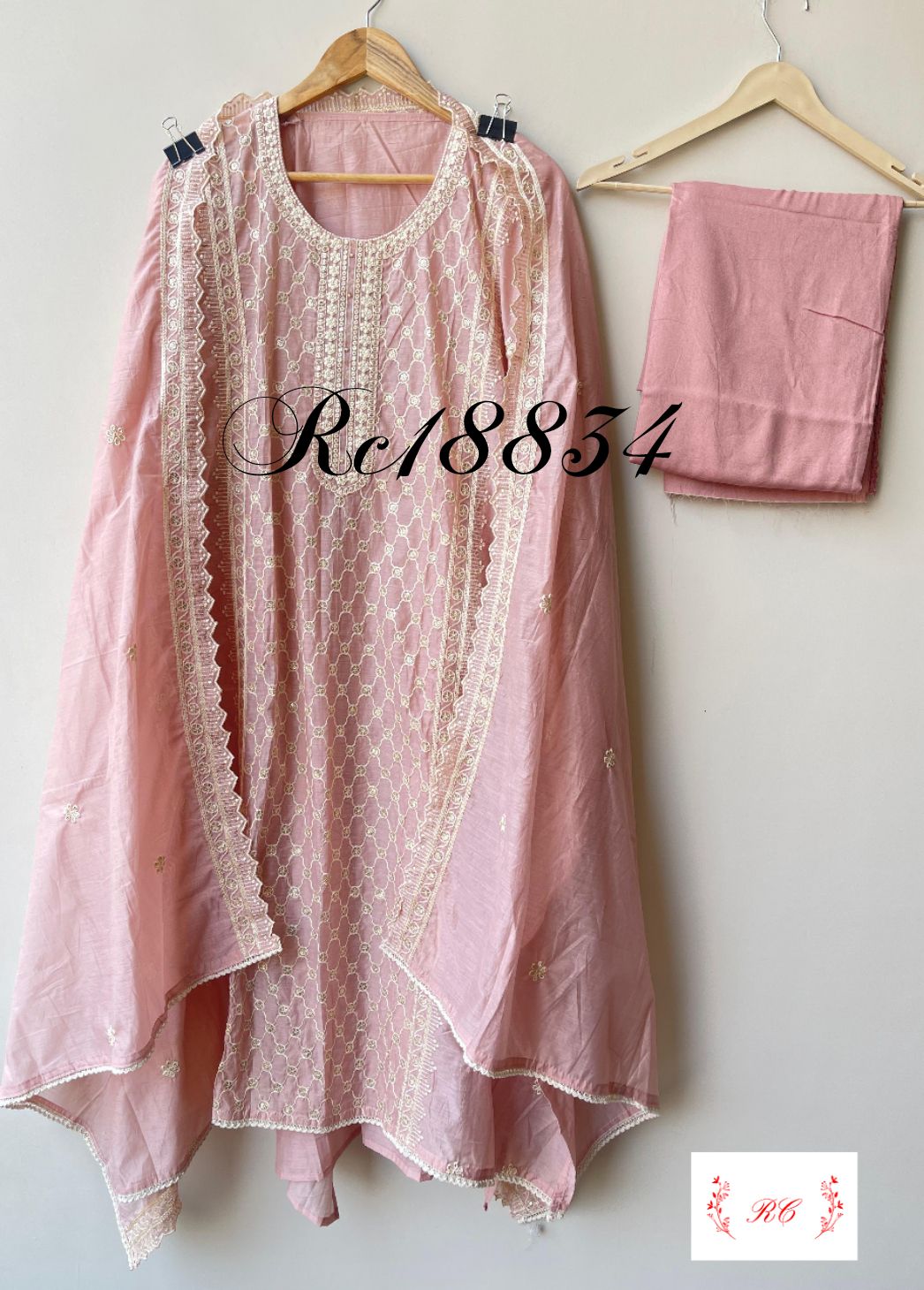 Mul chanderi unstitched ladies suit Rc18834