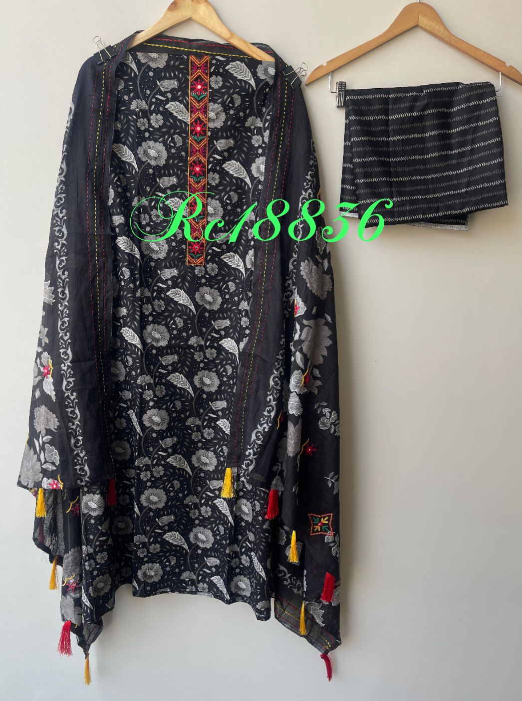 Cotton Printed Unstitched Ladies Suit RC-18836 – view 6
