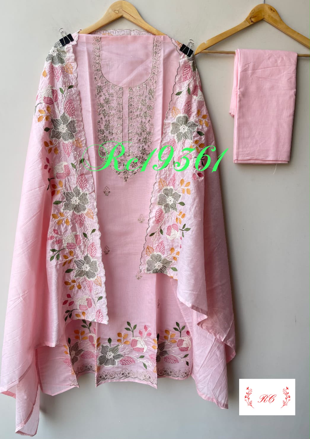 Mul Chanderi Embroidered unstitched ladies suit