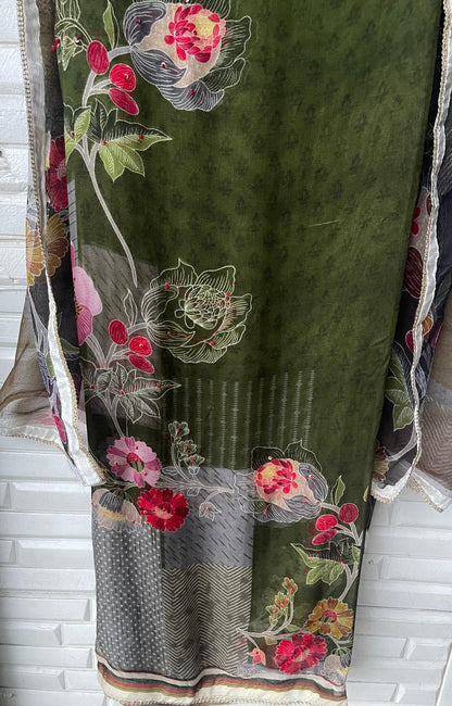 Burberry organza unstitched ladies suit Rc17619 (b)