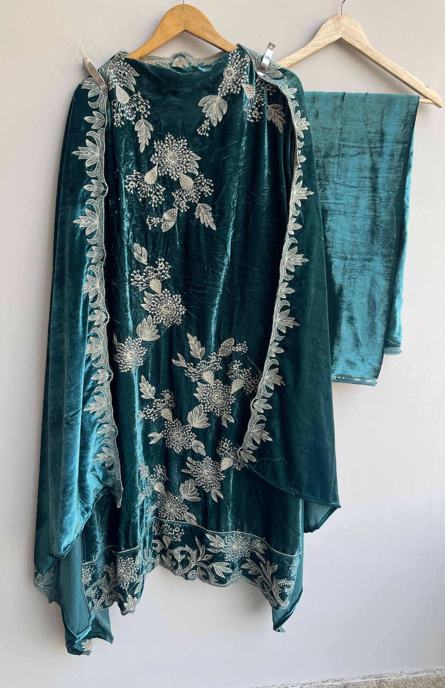 Micra velvet unstitched ladies suit Rc18888 (a)