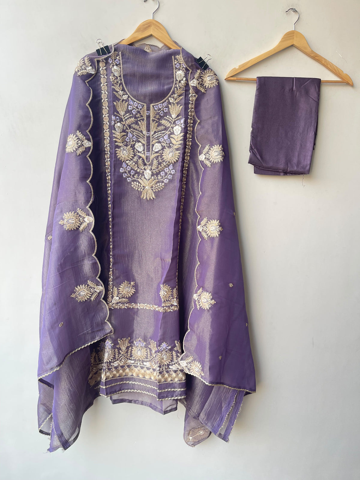 Elegant Shimmer Tissue Organza Unstitched 3 Pcs Suit Set