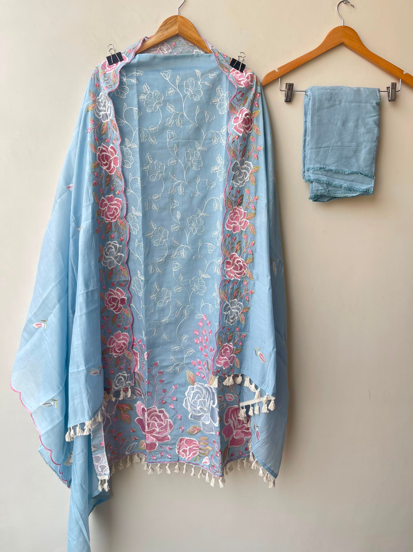 Mul chanderi unstitched ladies suit Rc19010