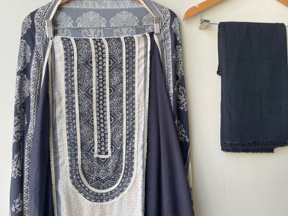 Muslin Printed Unstitched Ladies Suit RC18714