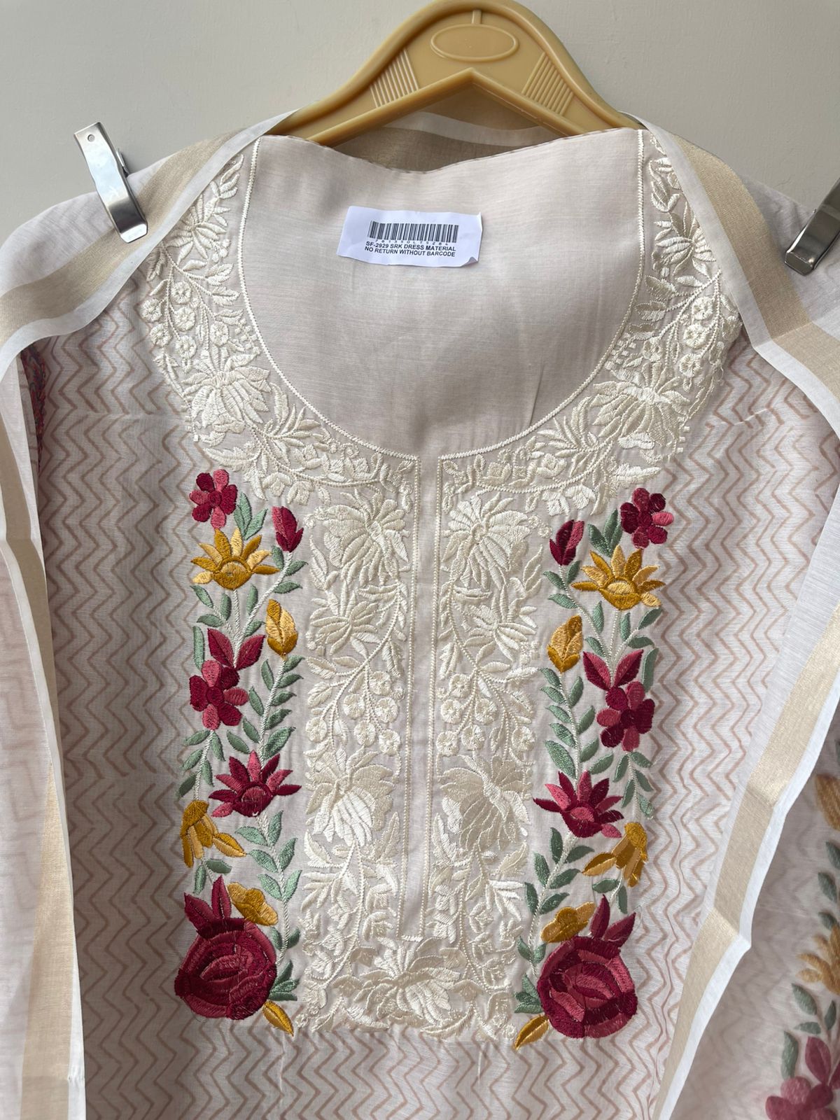 Mul Chanderi Unstitched Printed Ladies Suit RC-18813 (a) – view 5