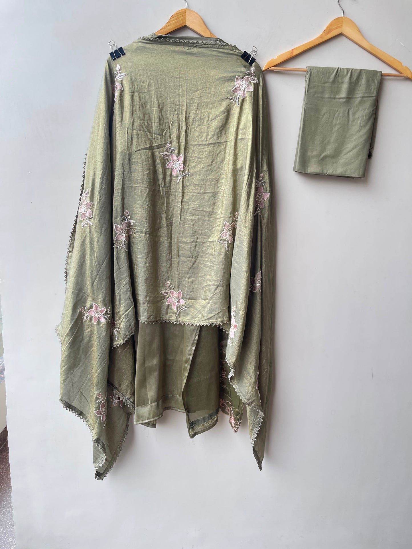 Pure shimmer giraffe silk unstitched ladies suit Rc19170 (b)