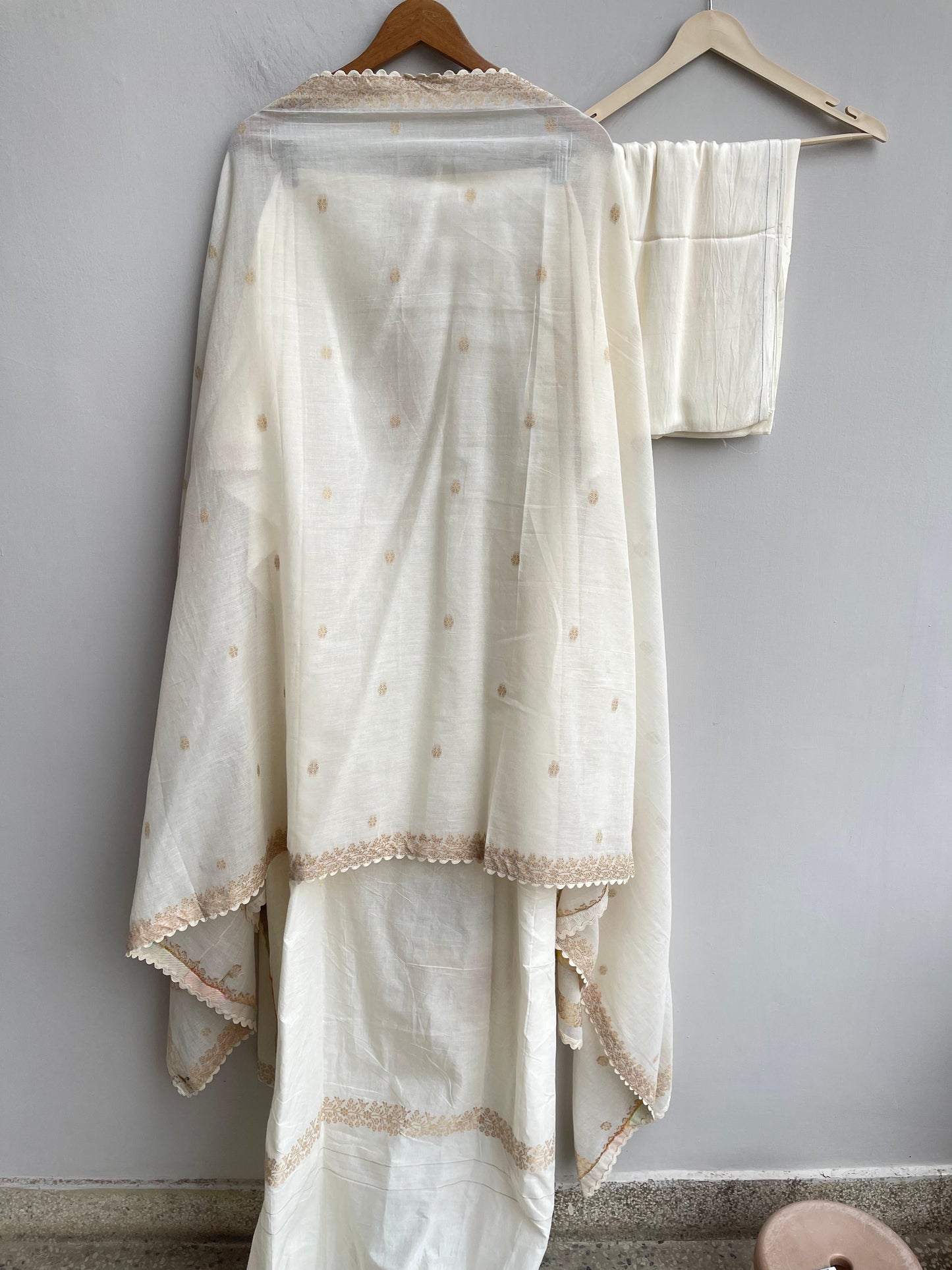 Khaadi linen unstitched ladies suit Rc18593