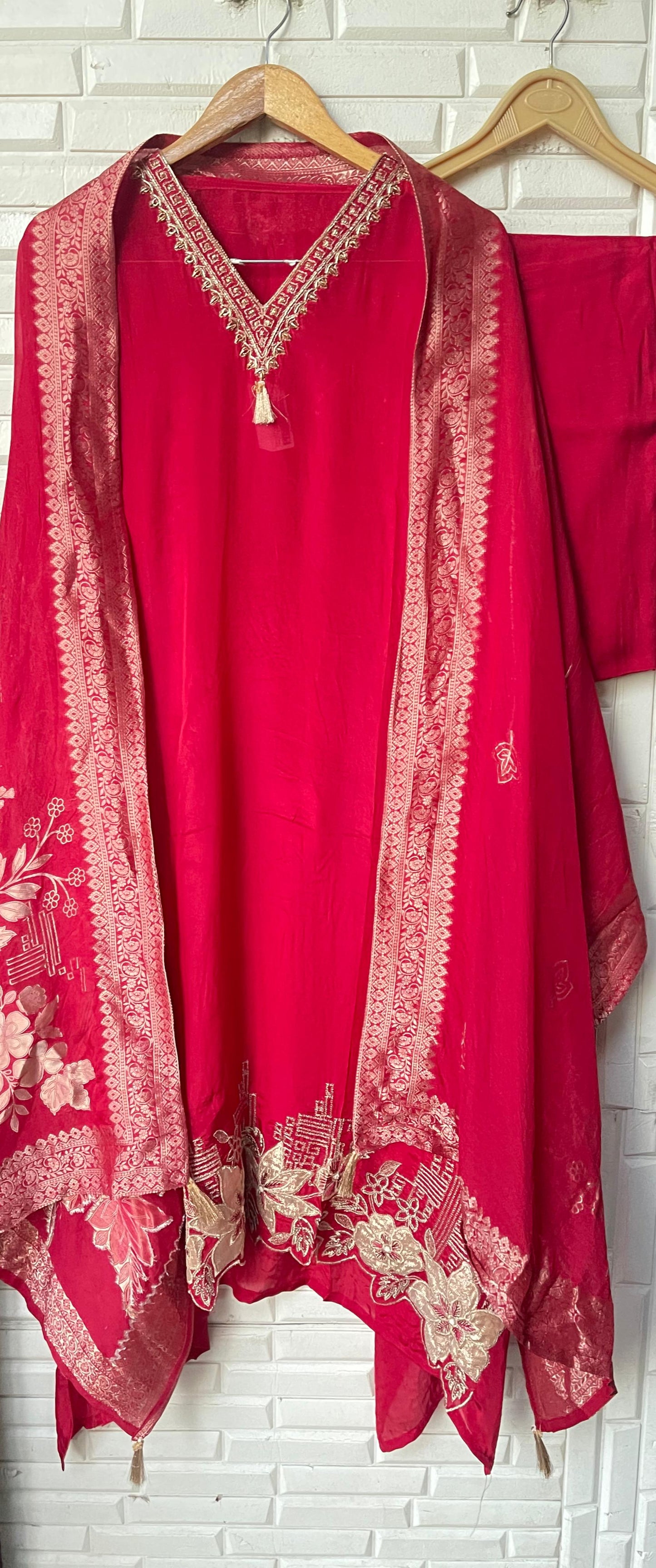 Silk fabric unstitched ladies suit Rc17833 (a)