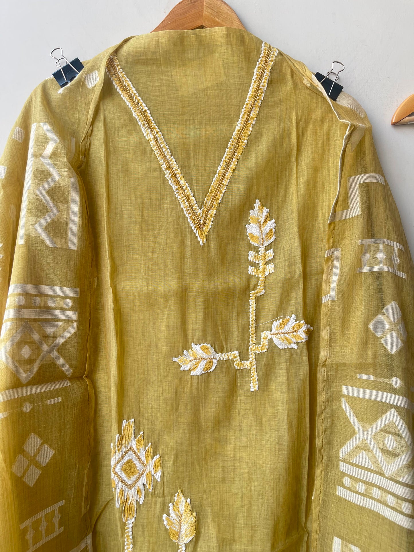 Pure mul chanderi unstitched ladies suit Rc19003 (b)