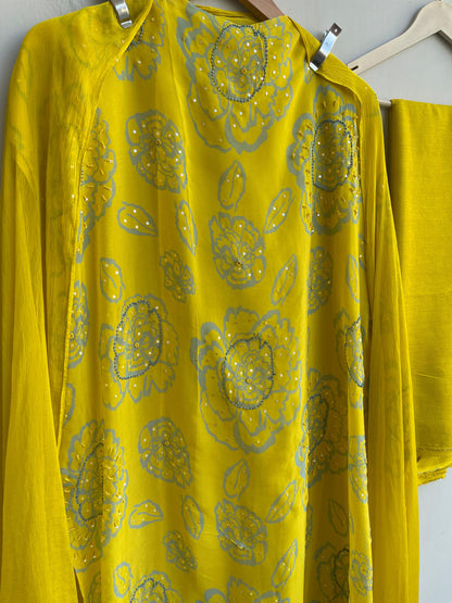 Organza printed unstitched ladies suit Rc18378