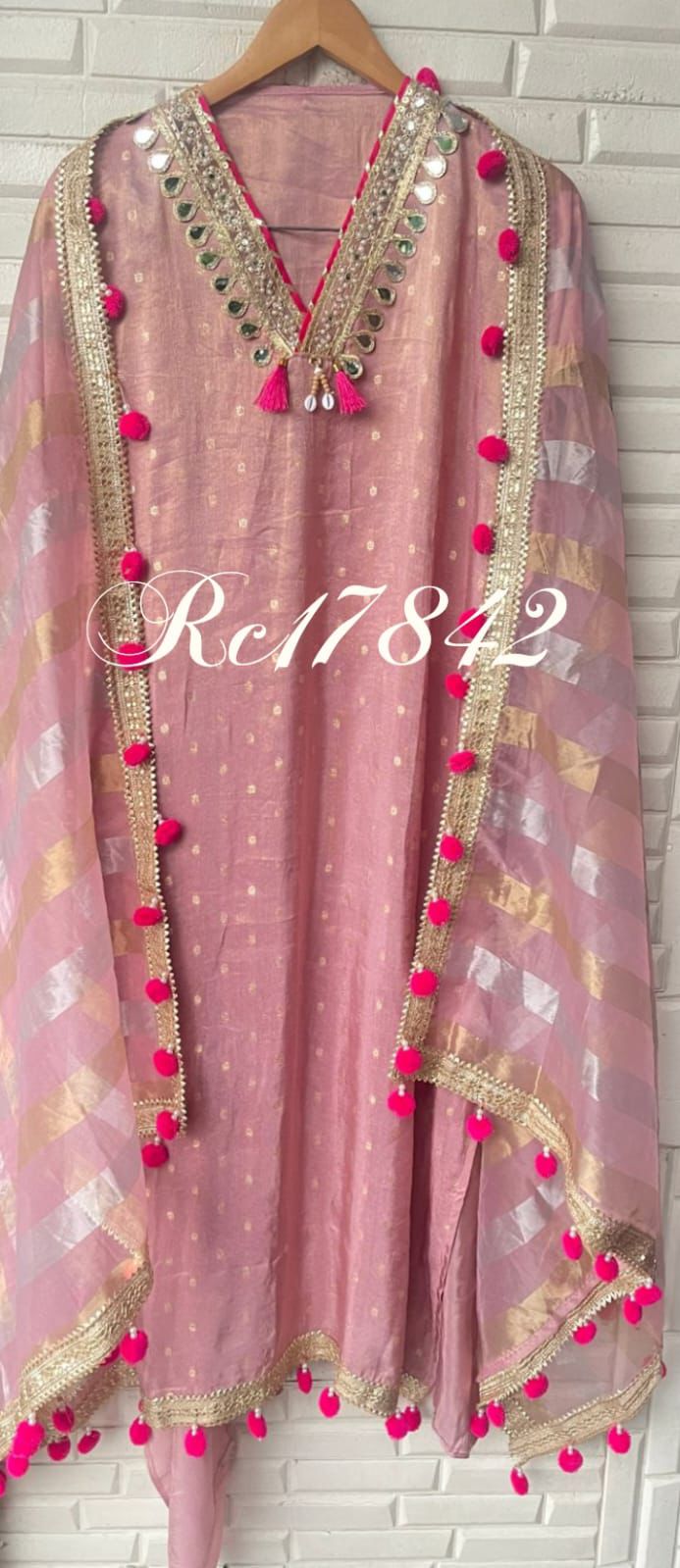 Banarasi shimmer silk unstitched ladies suit Rc17842 (b)