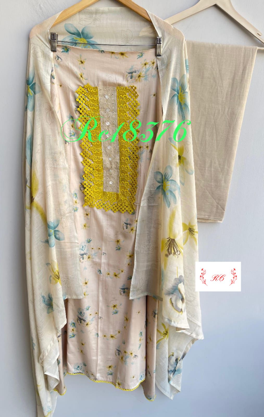 Mul cotton printed unstitched ladies suit Rc18376