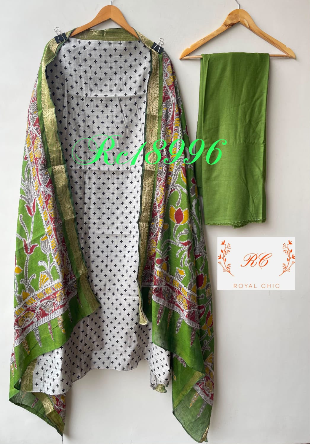 Mul chanderi printed unstitched ladies suit Rc18996
