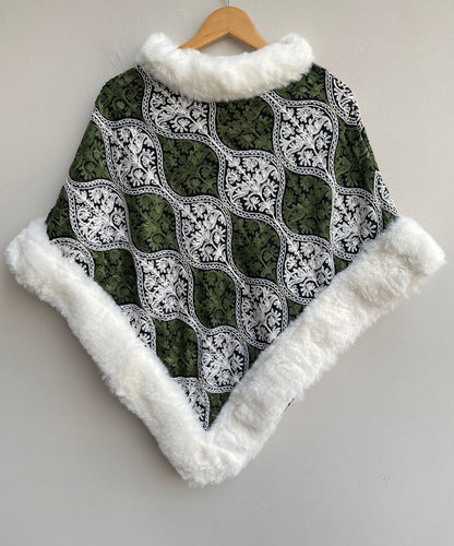 Winter ladies ponchos Rc17885