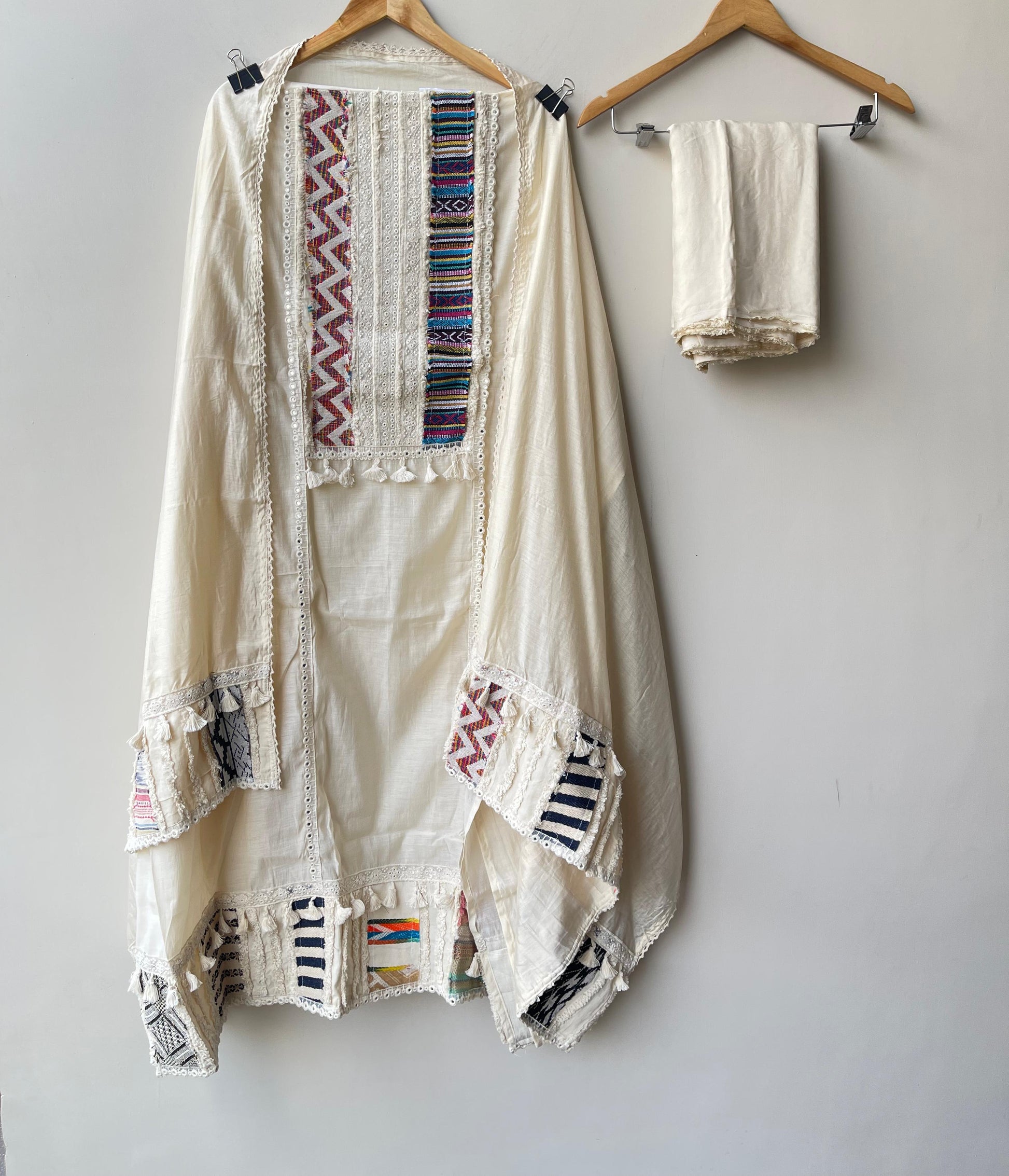 Mul Chanderi Unstitched Ladies Suit RC-18869(A) – view 4