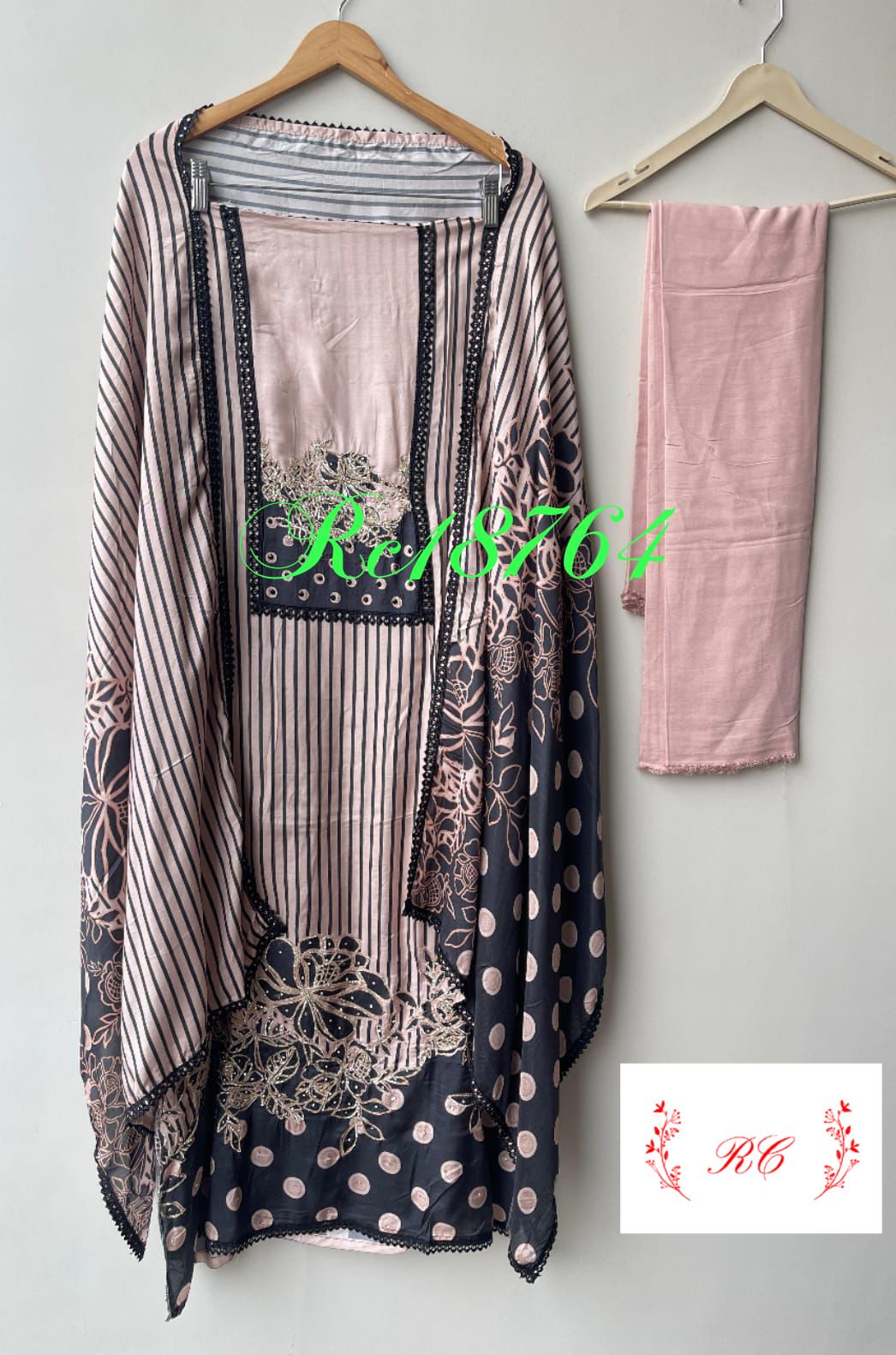 Muslin Printed Unstitched Ladies Suit RC-18764 – view 2