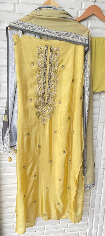 Paper silk unstitched ladies suit Rc17622