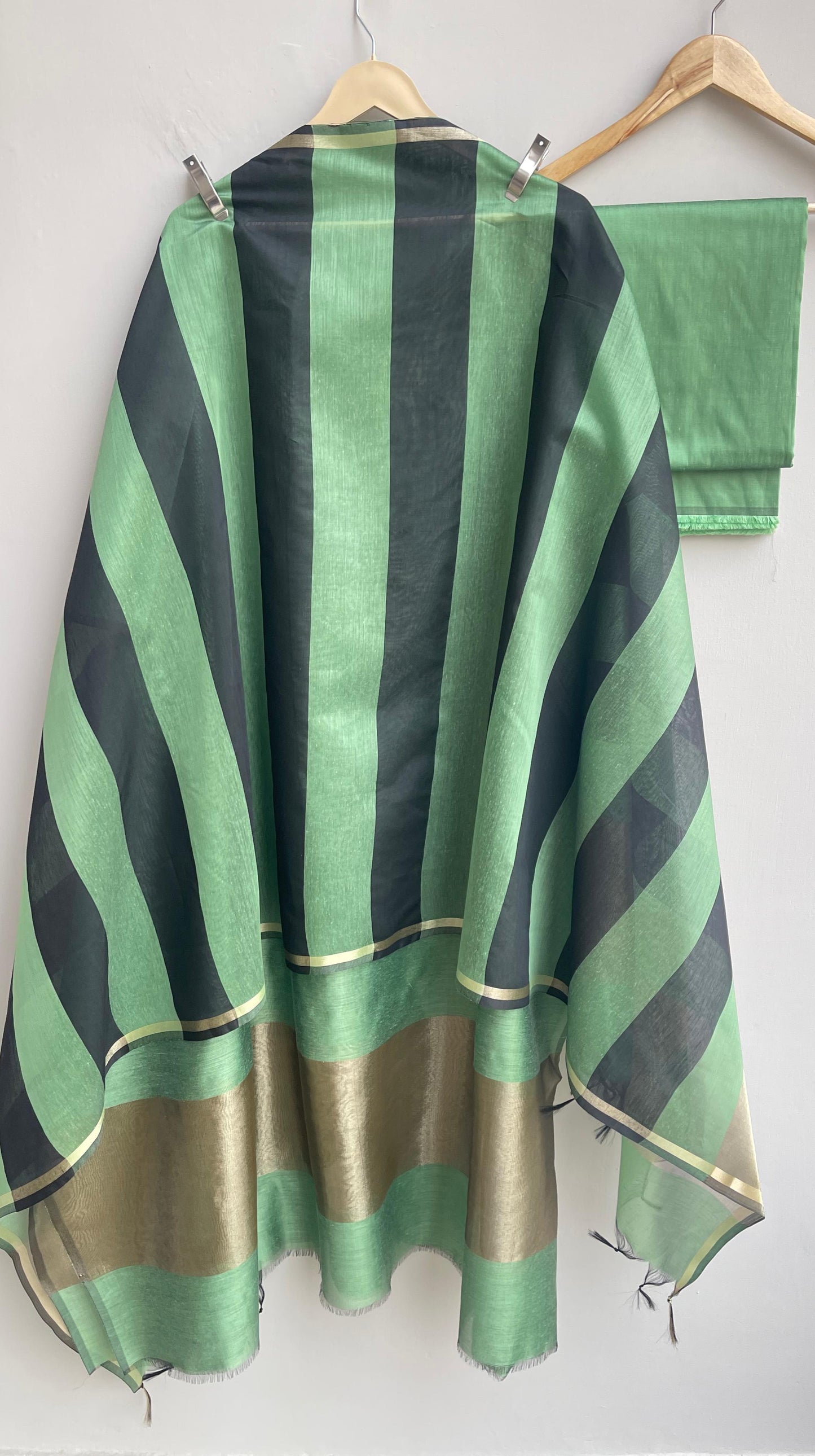 Chanderi silk unstitched ladies suit Rc17994 (a)