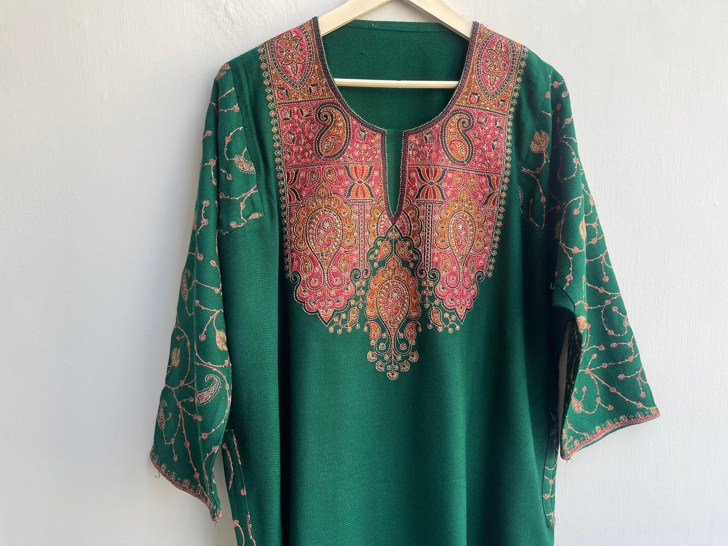 Kashmiri pheron readymade ladies kurta Rc18215