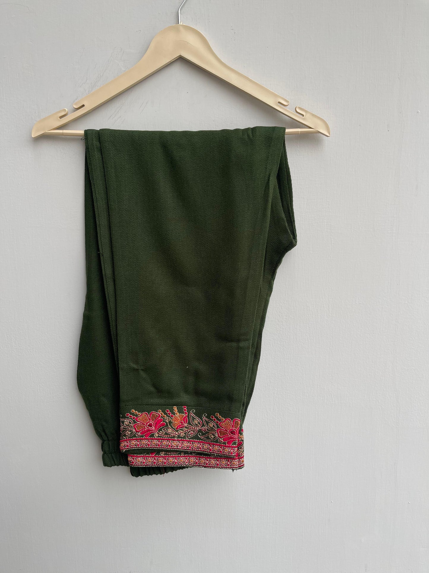 Kashmiri pheron readymade ladies coord set Rc18271 (b)