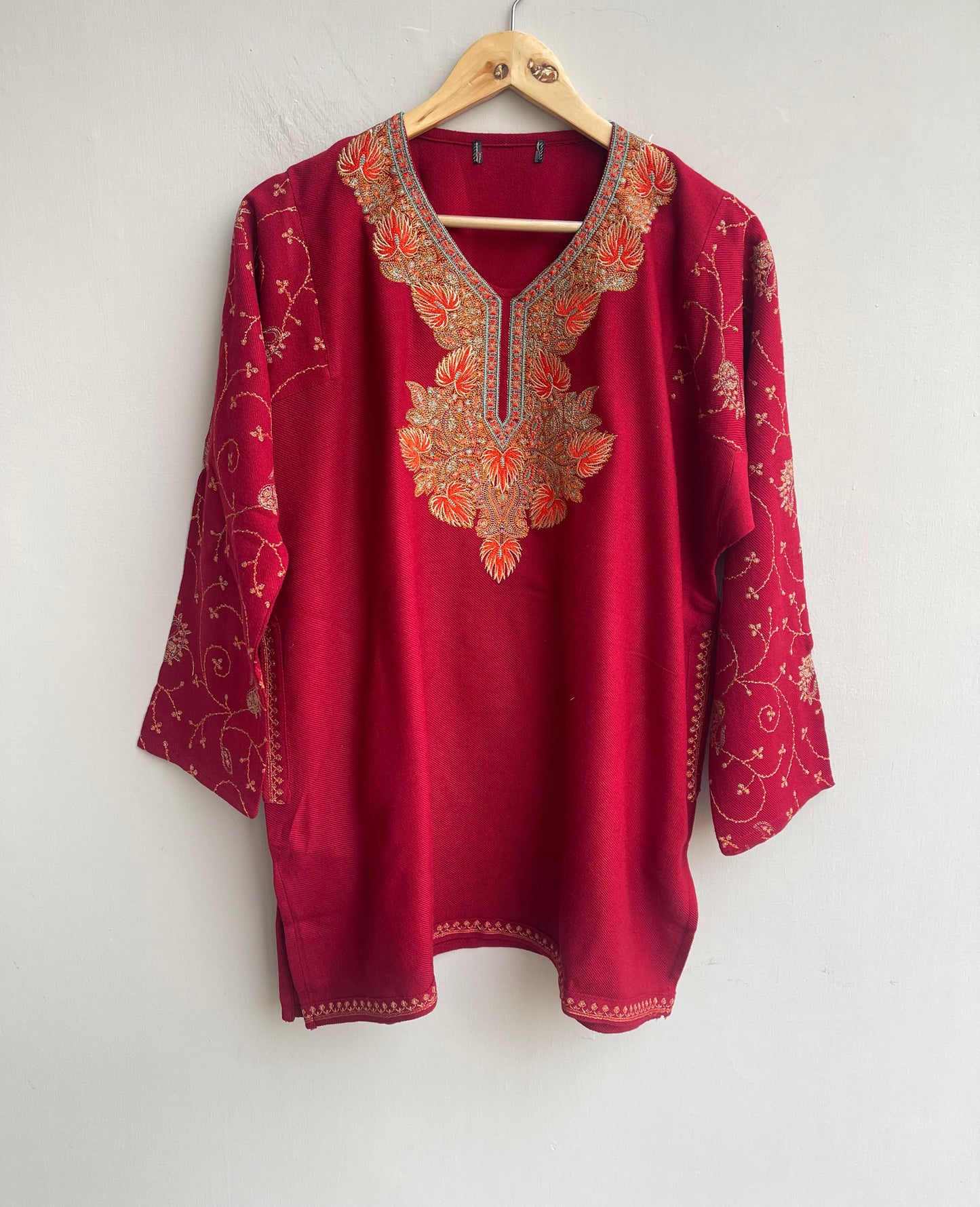 Kashmiri pheron short kurta coord set Rc18361 (b)