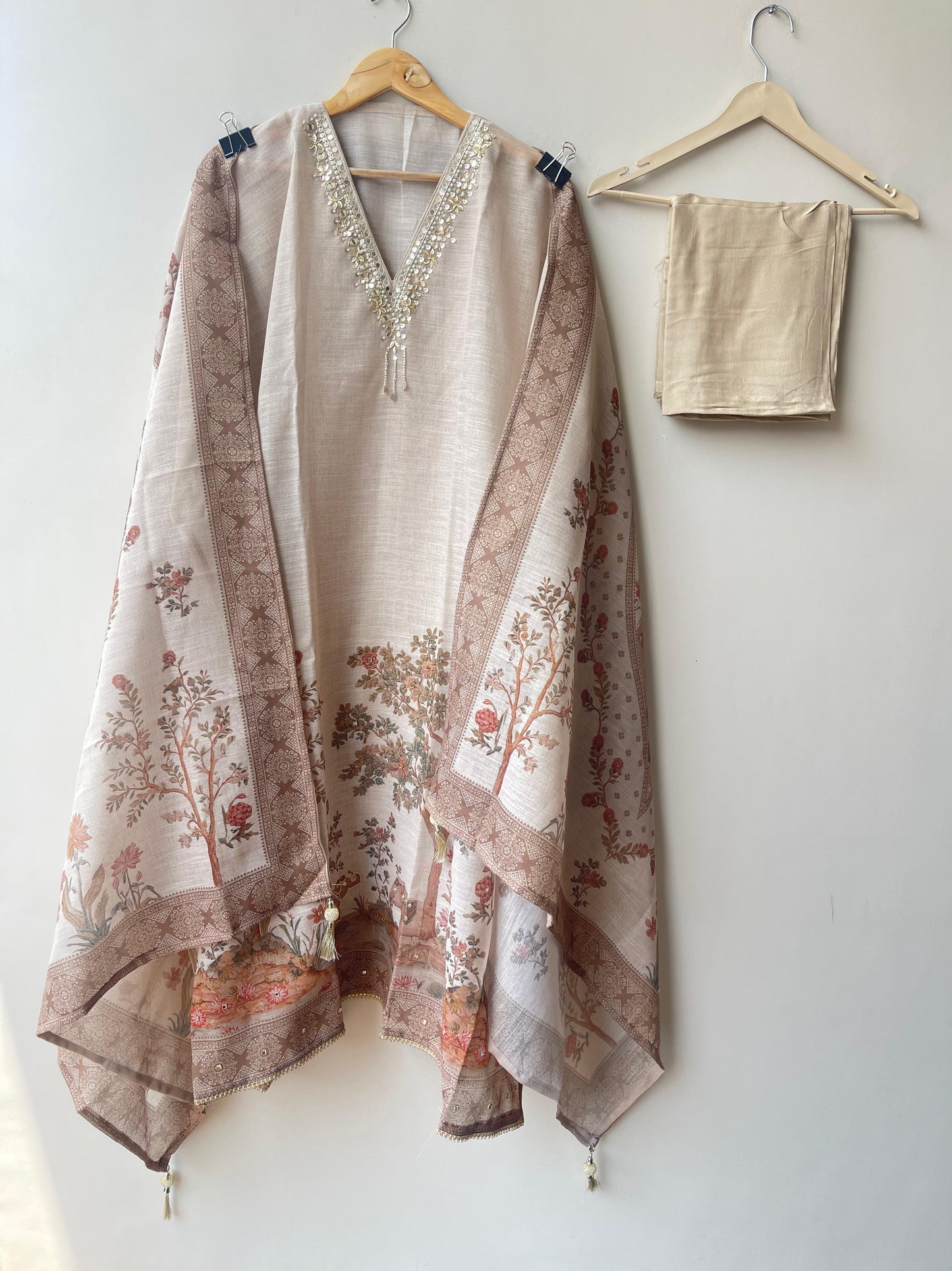 Self shimmer linen unstitched ladies suit Rc18938