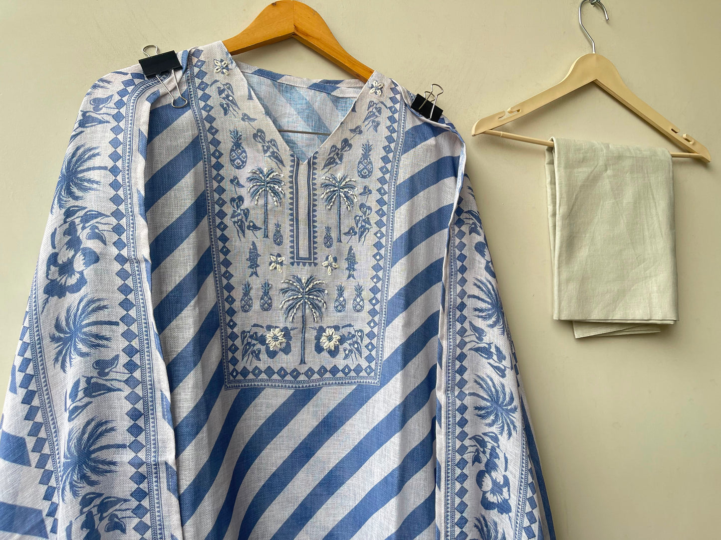 Linen printed unstitched ladies suit Rc19078
